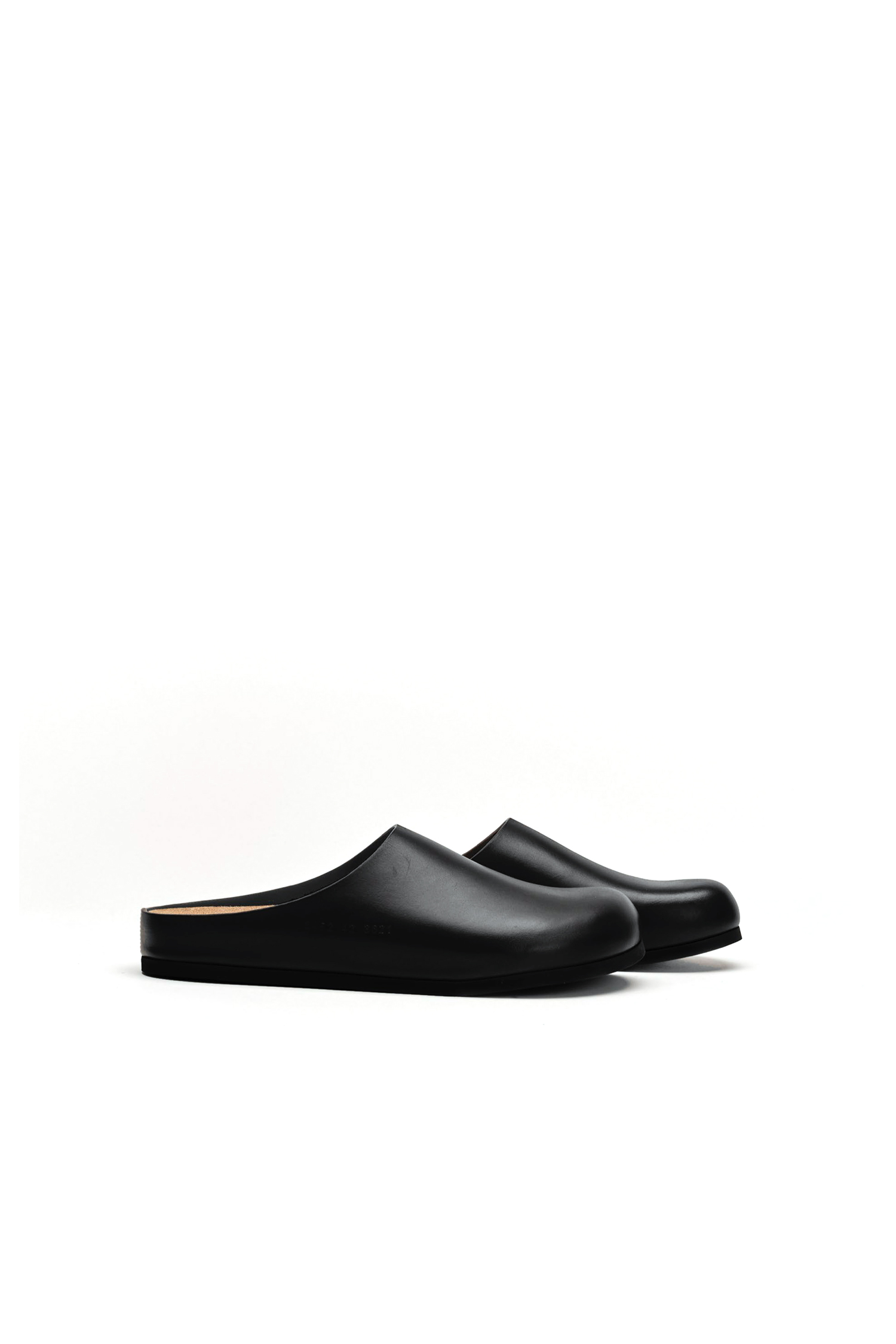 CLOG IN LEATHER