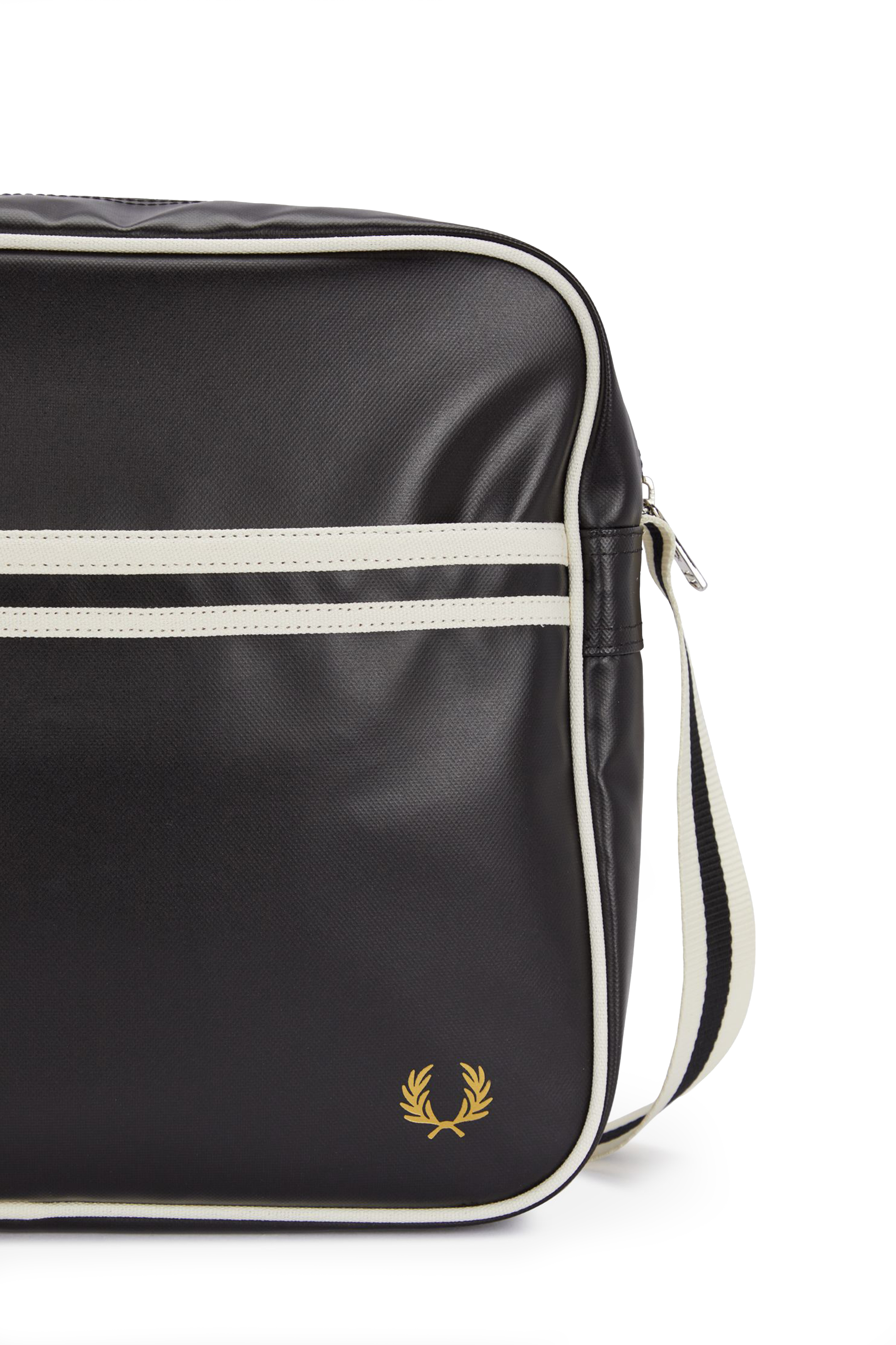 CLASSIC SHOULDER BAG thumbnail 5