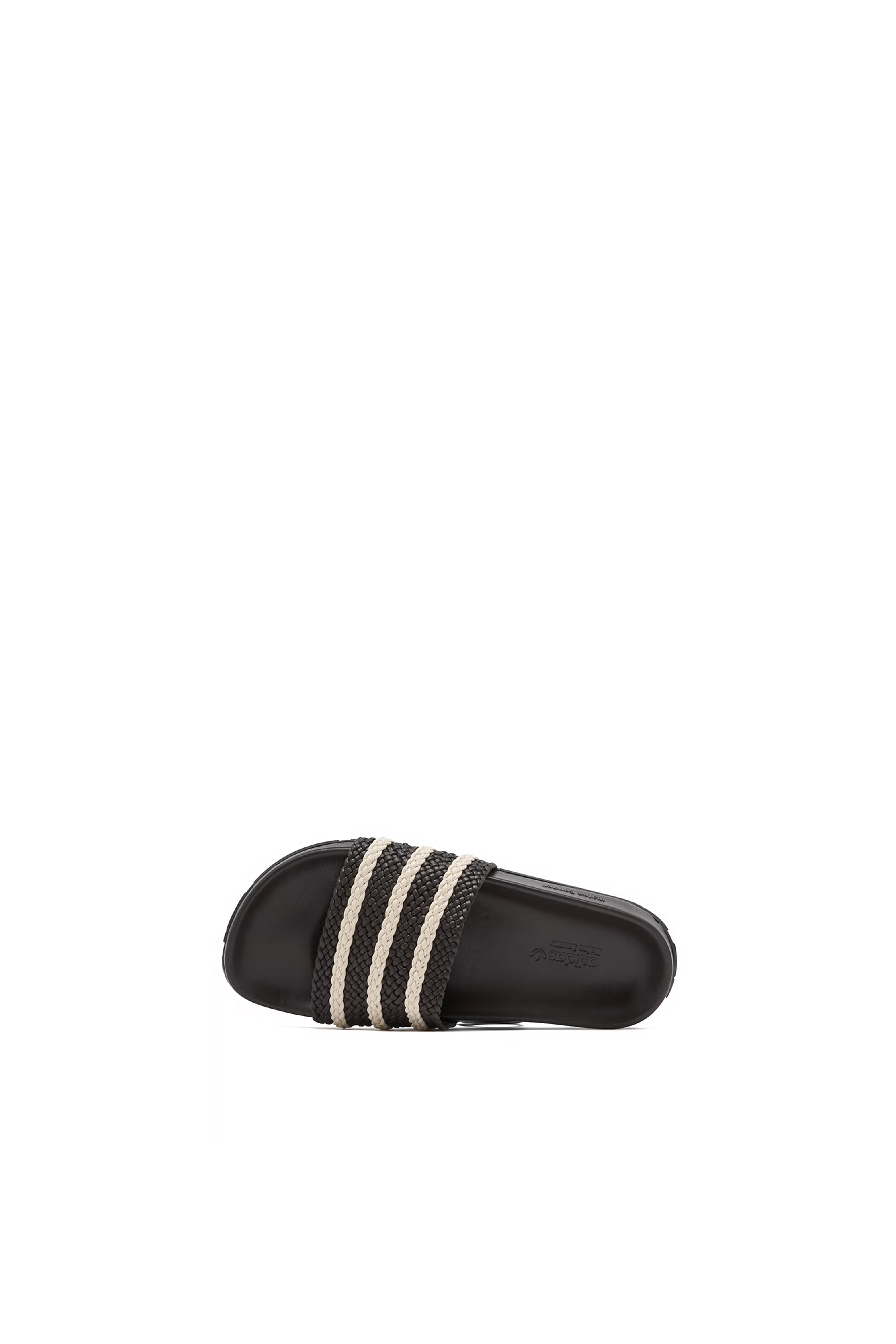 WB ADILETTE thumbnail 3