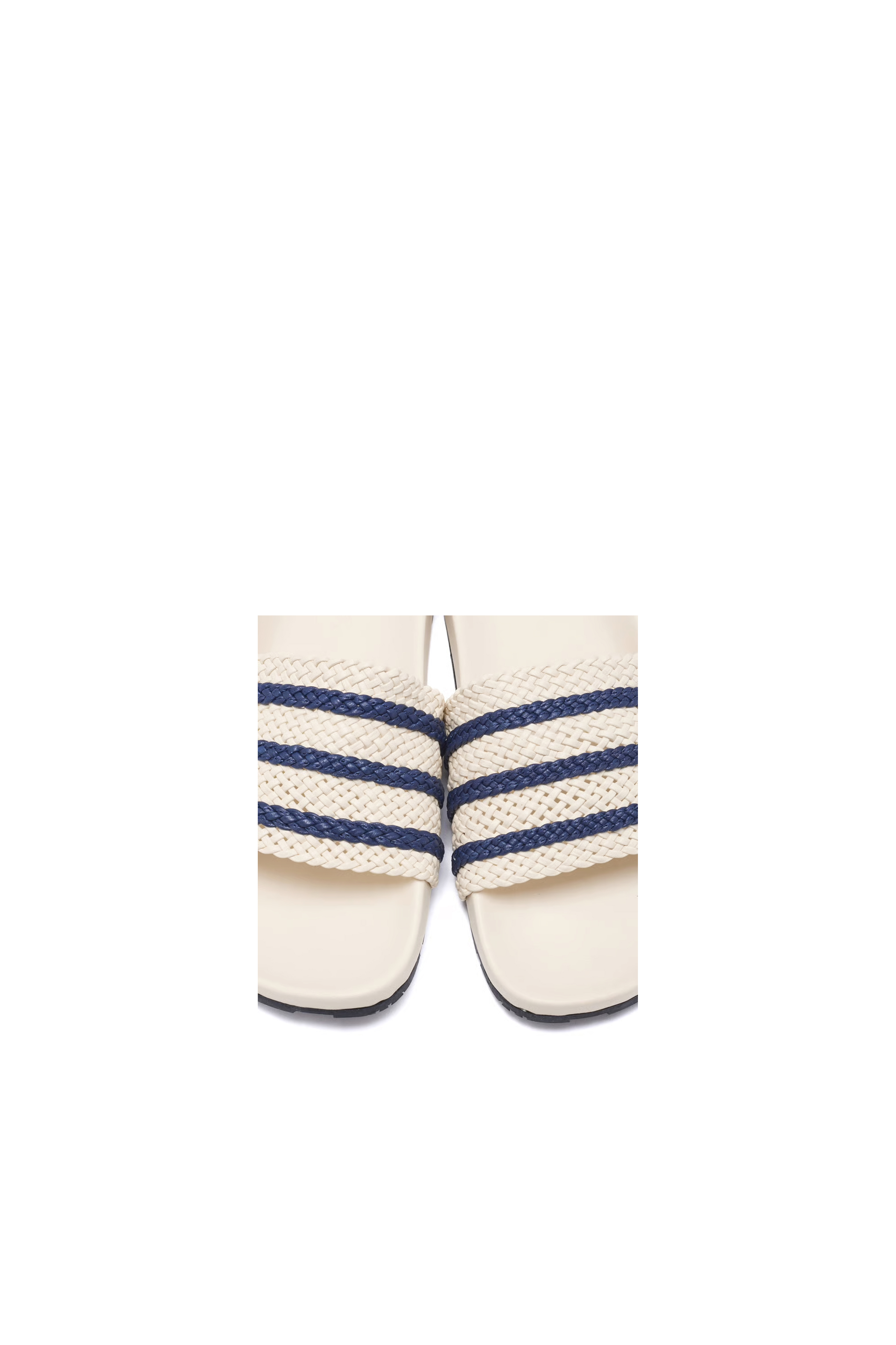 WB ADILETTE thumbnail 5