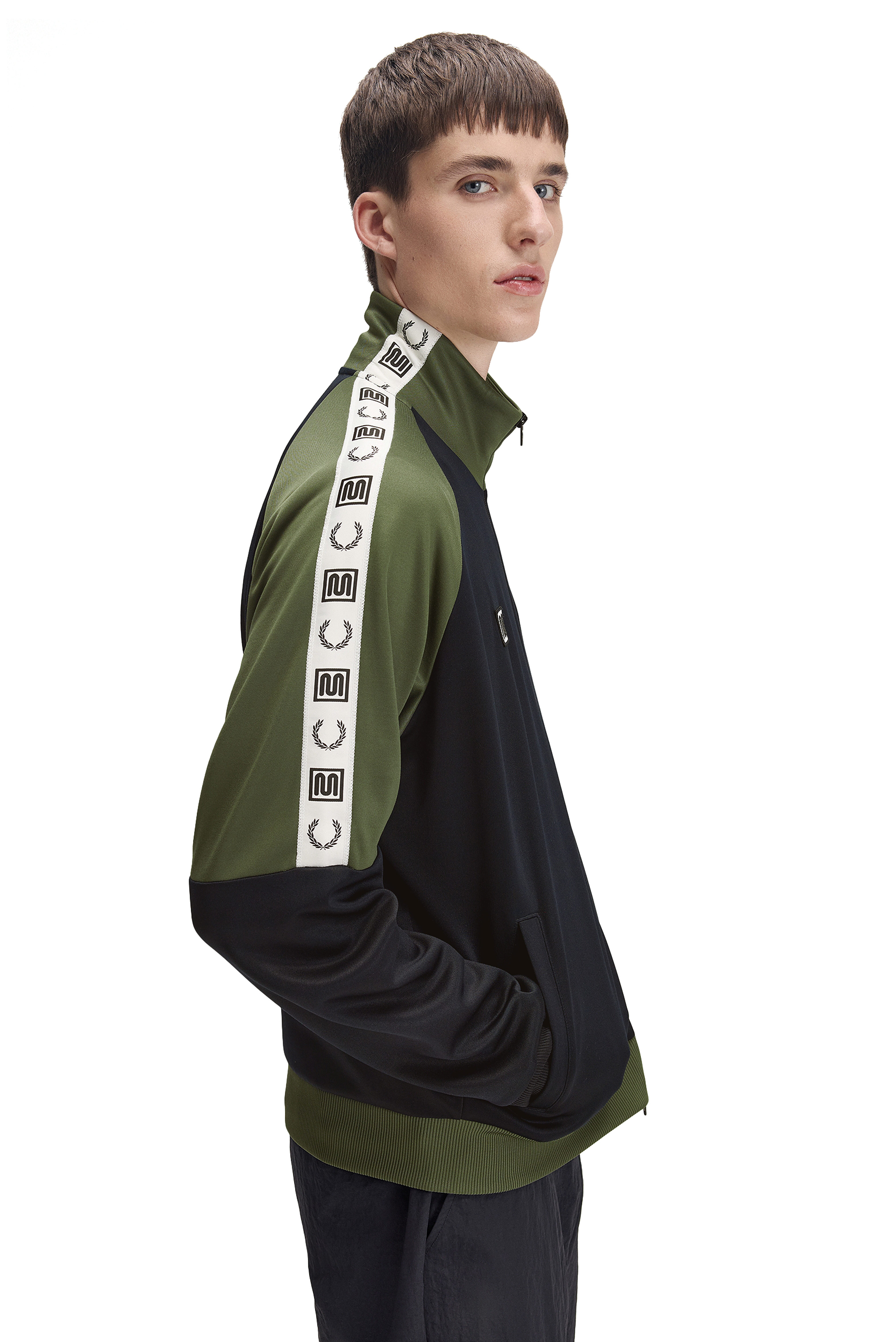 FRED PERRY X MEYBA MEN'S TAPED RAGLAN TRACKJACKET thumbnail 3