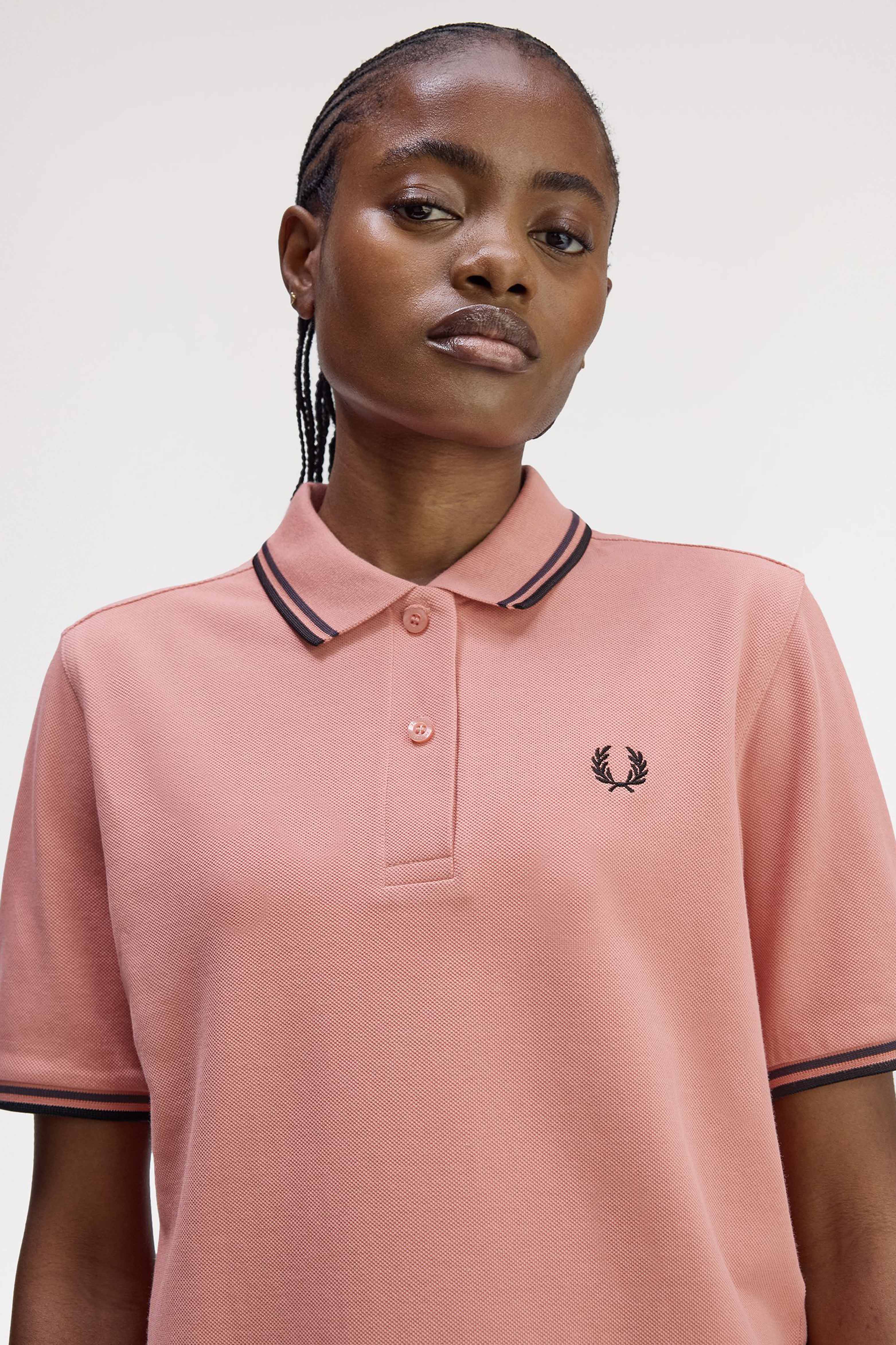 WOMEN'S TWIN TIPPED FRED PERRY SHIRT thumbnail 5