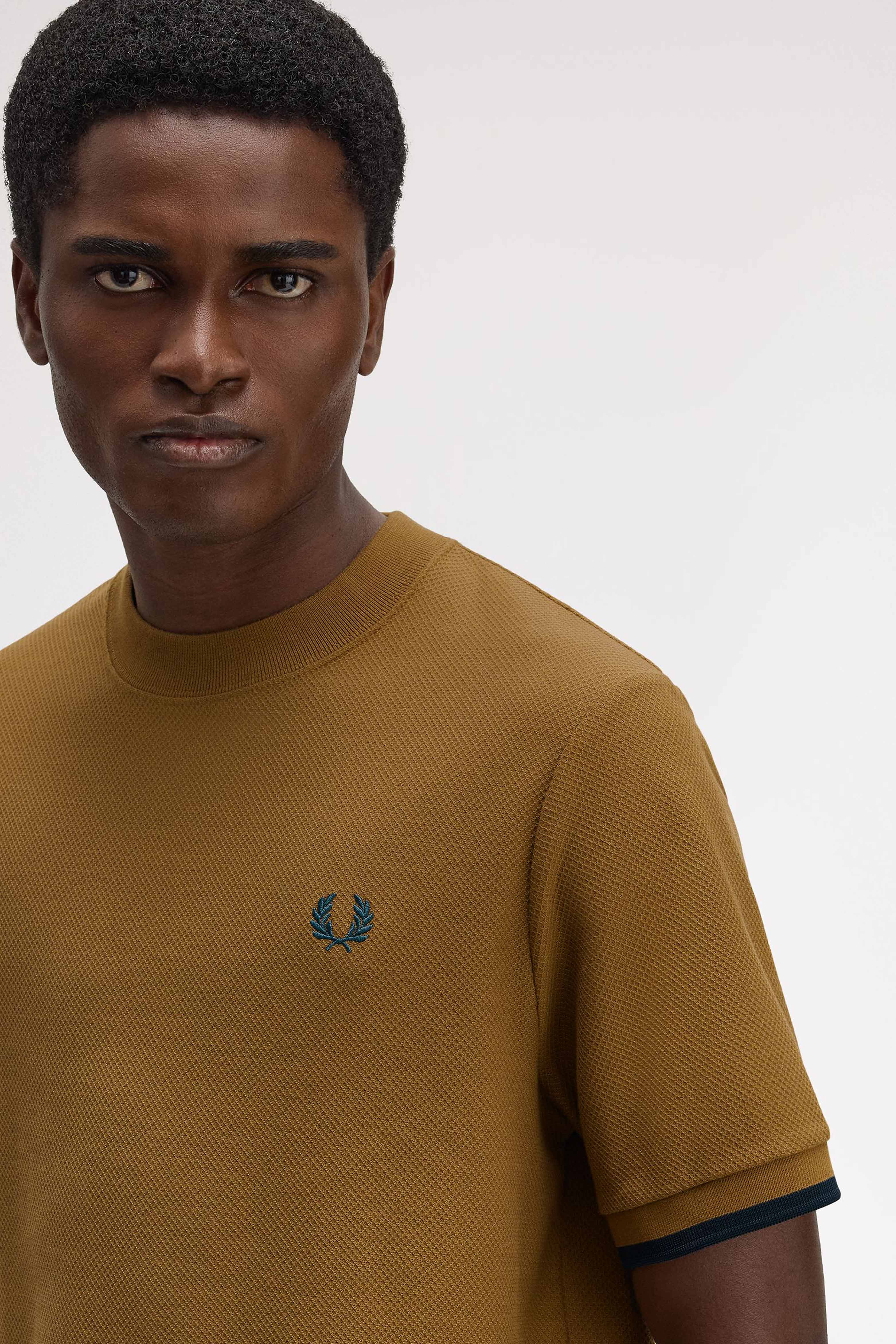 TIPPED CUFF PIQUE T-SHIRT thumbnail 3