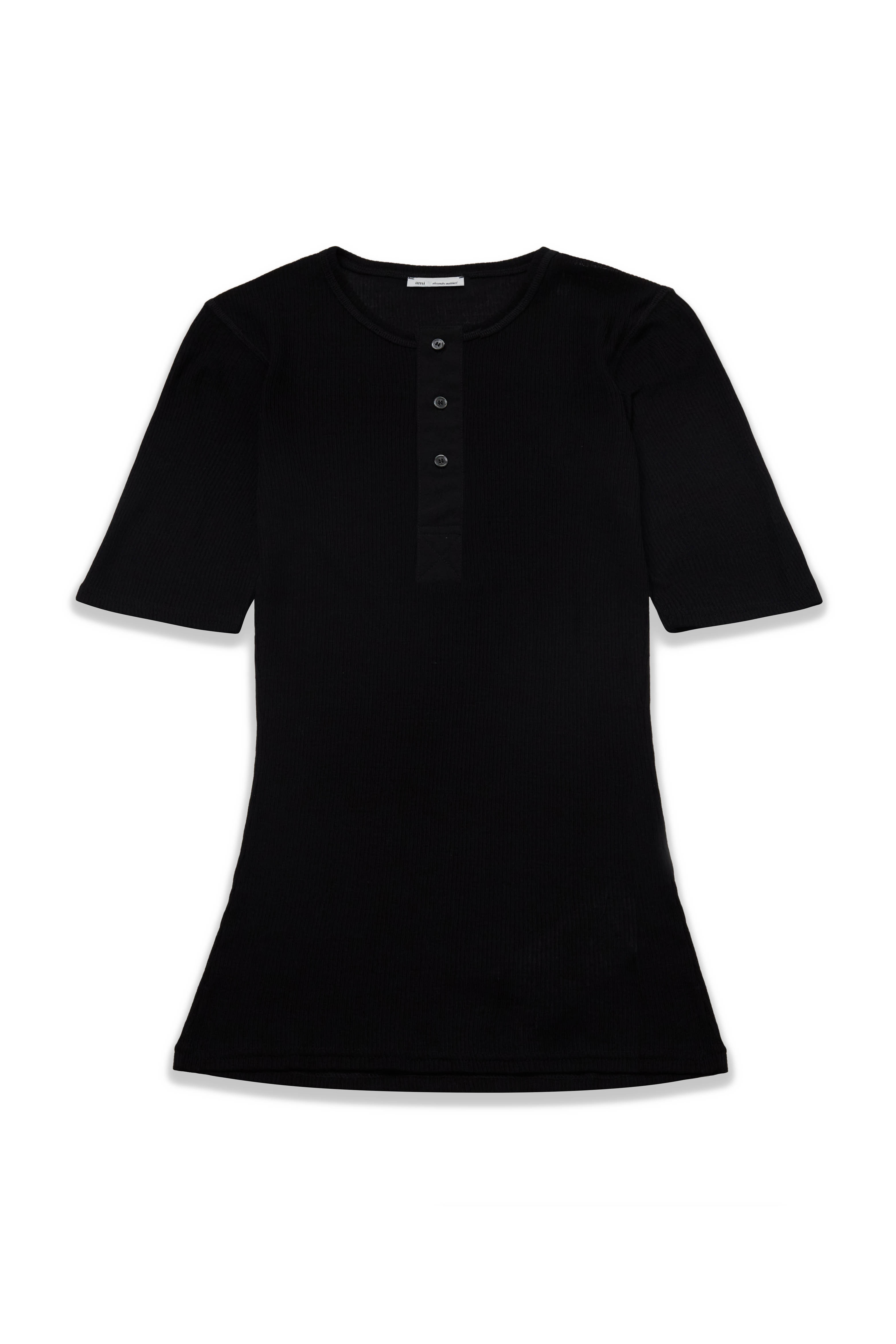 3-BUTTON T-SHIRT