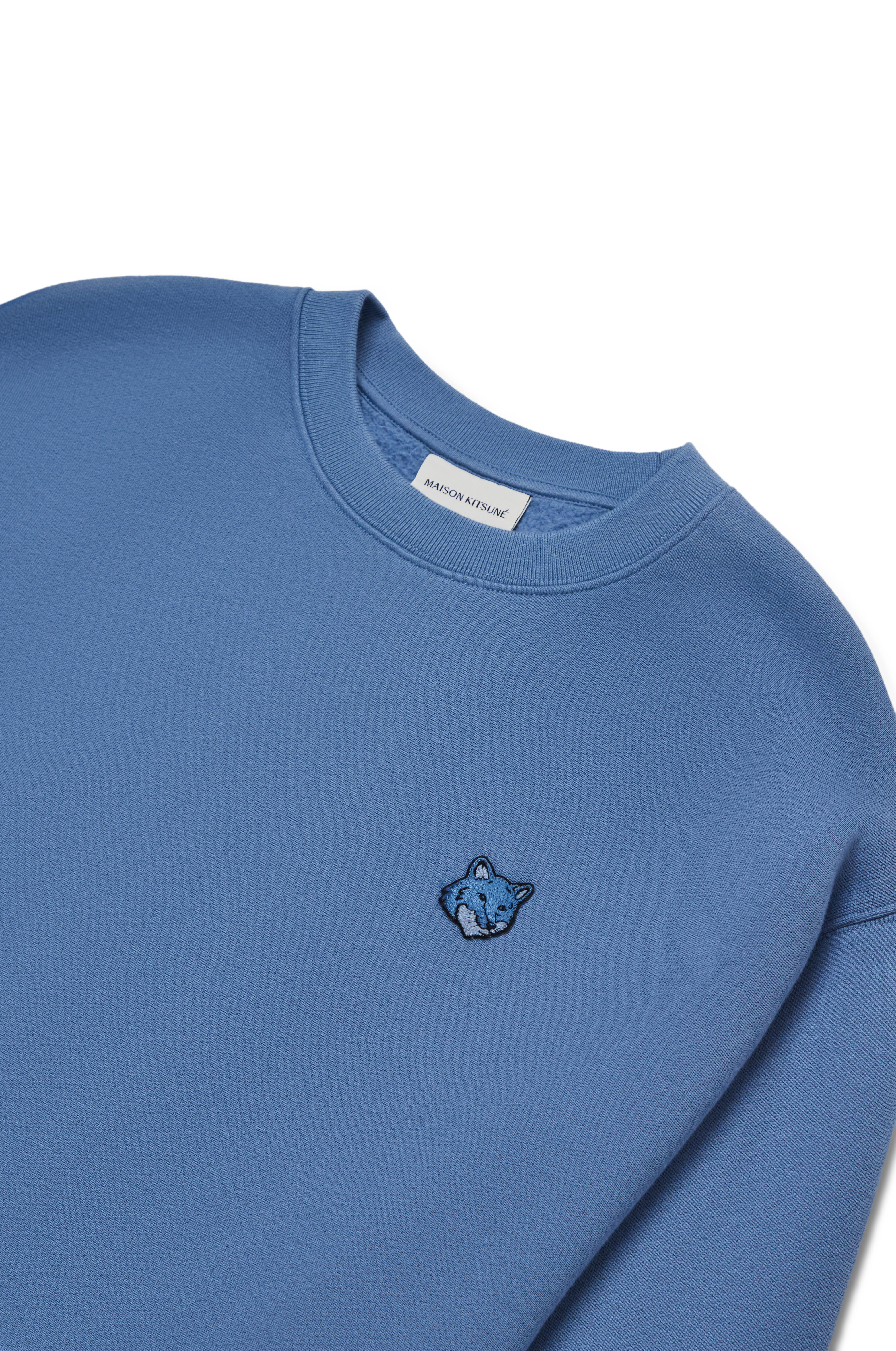 BOLD FOX HEAD PATCH COMFORT SWEATSHIRT thumbnail 2