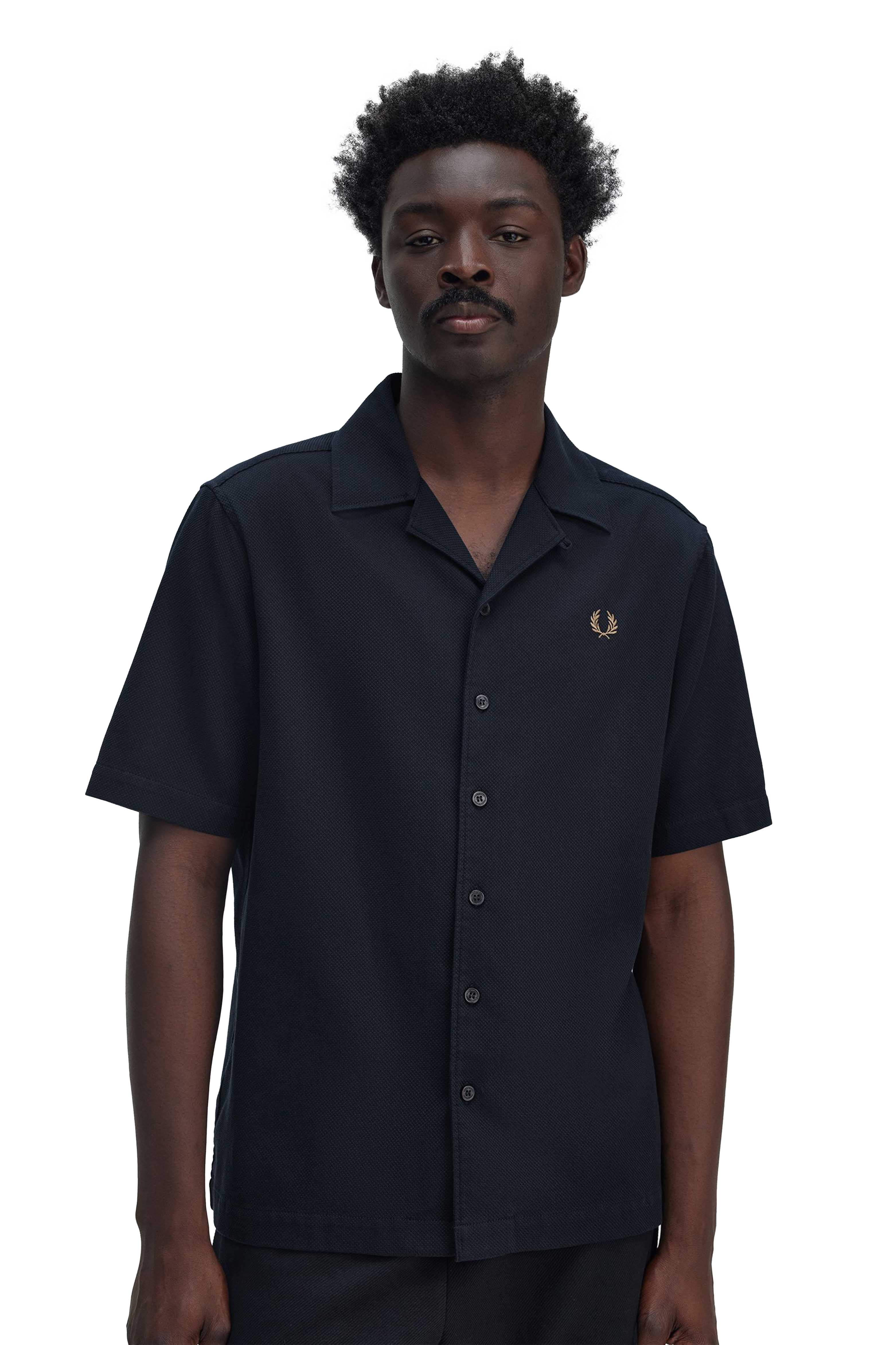 PIQUE TEXTURE REVERE COLLAR SH thumbnail 3