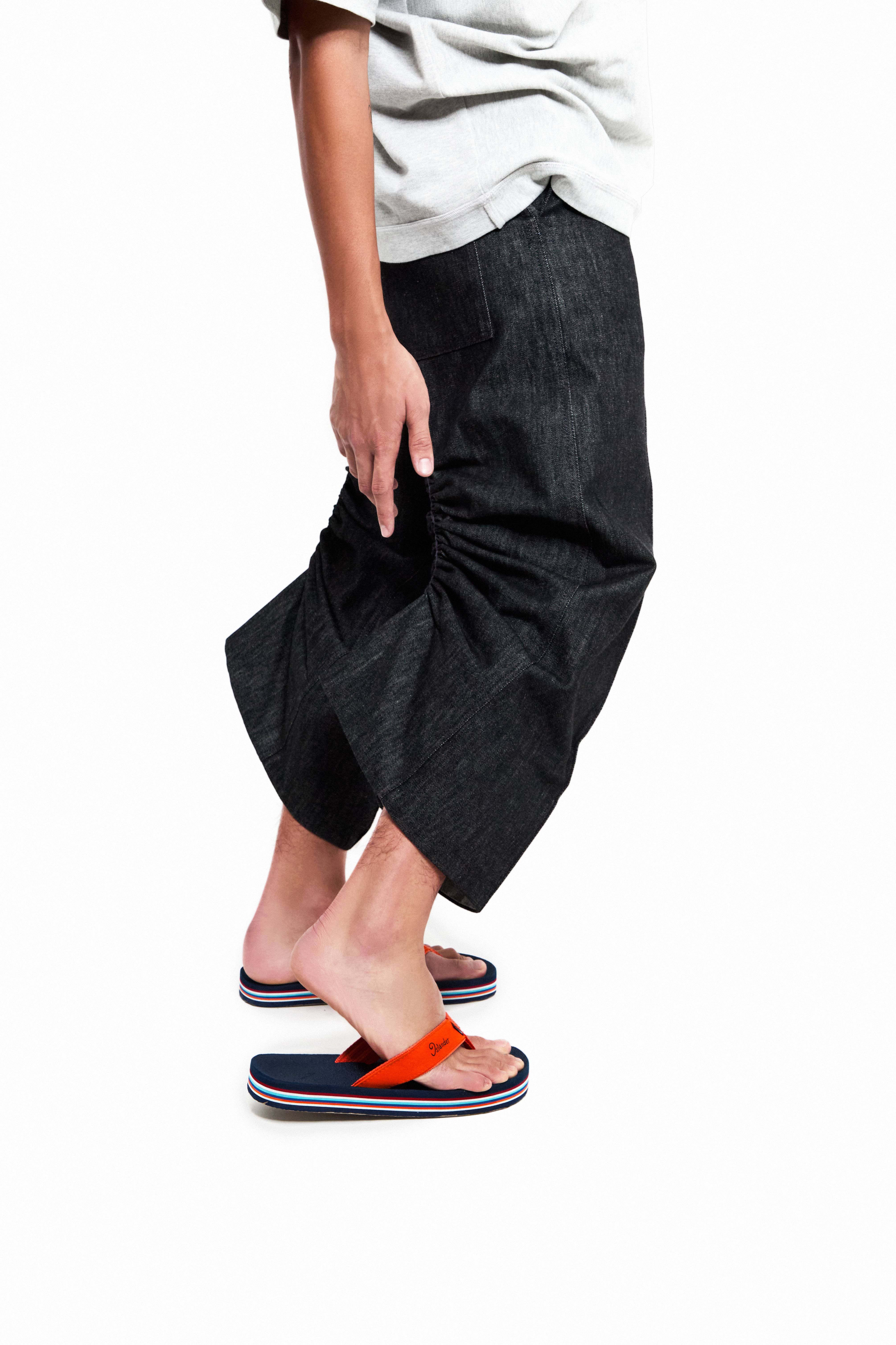 UNIVERS X CARL JAN CRUZ UNISEX SOFT KNEE JEANS thumbnail 4