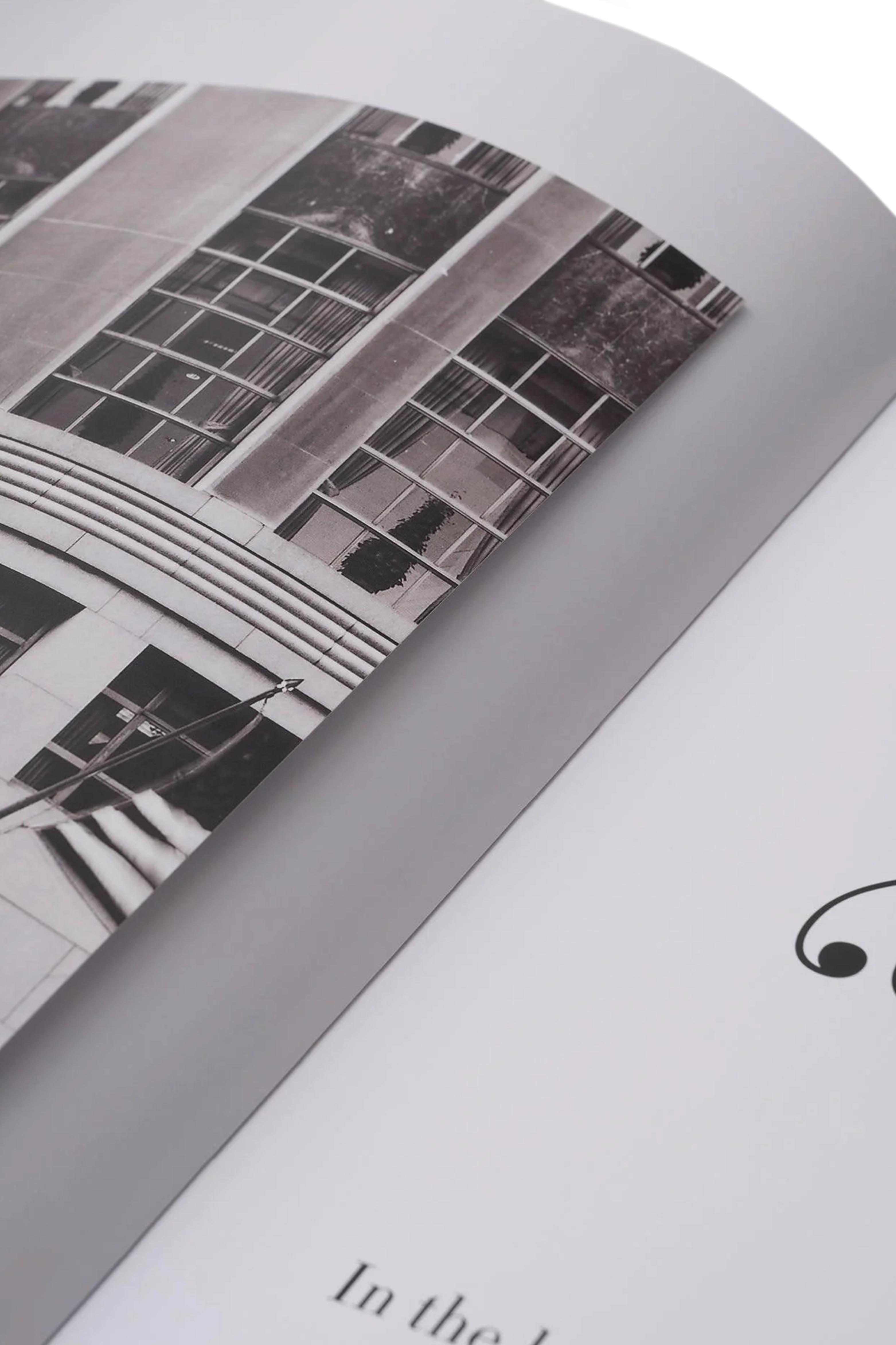 WINDOWS AT TIFFANY AND CO. thumbnail 4