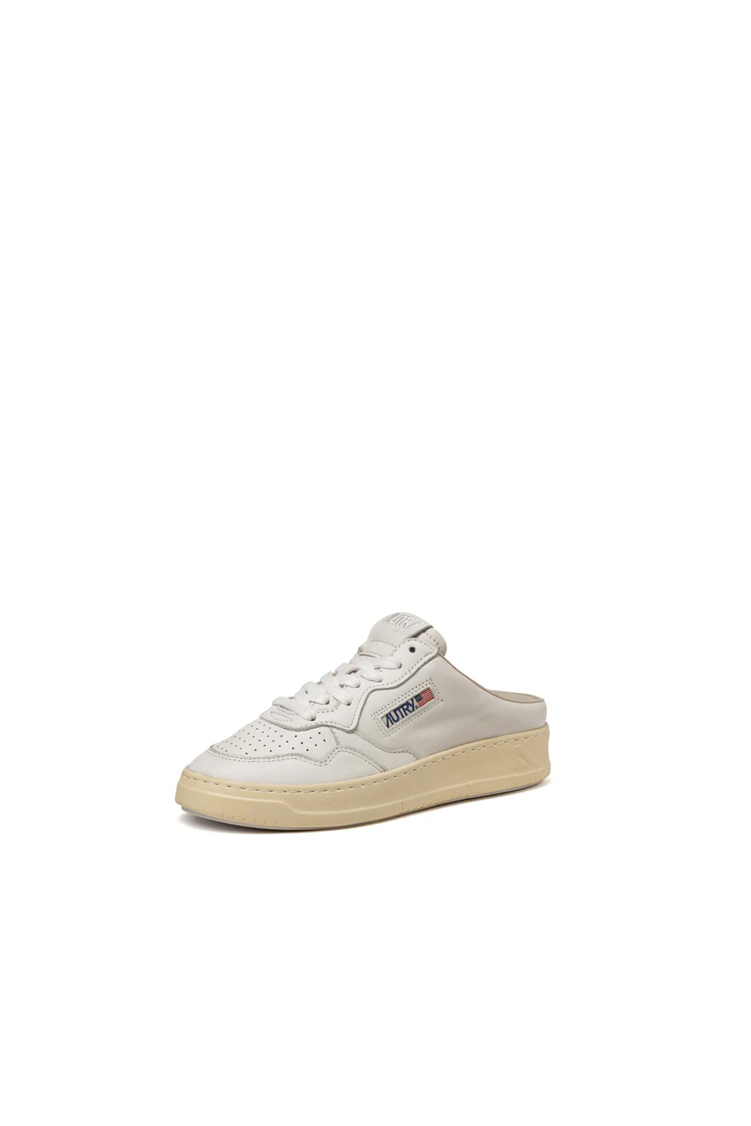 WOMENS MEDALIST LOW SNEAKERS