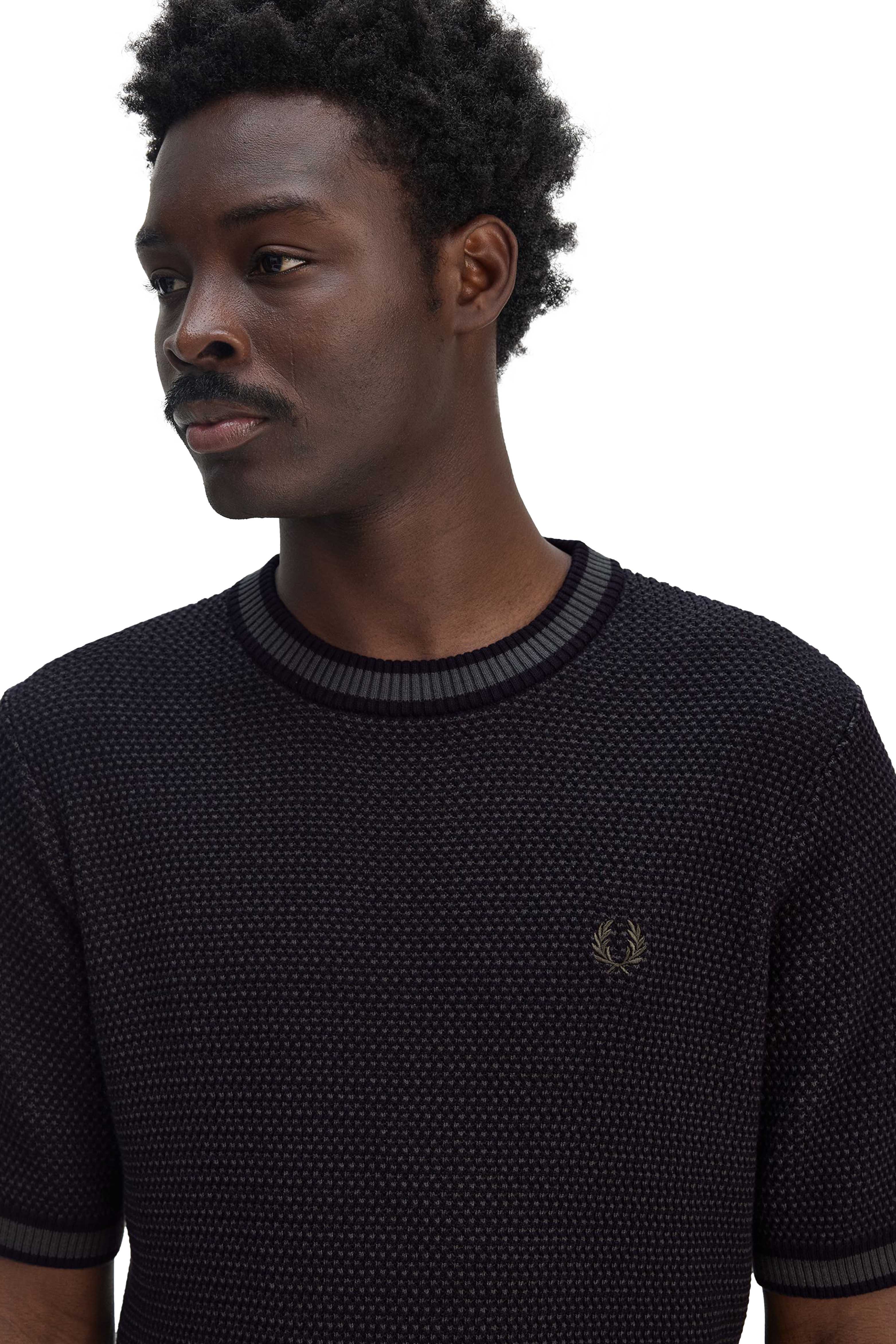 TEXTURED KNITTED T-SHIRT thumbnail 4