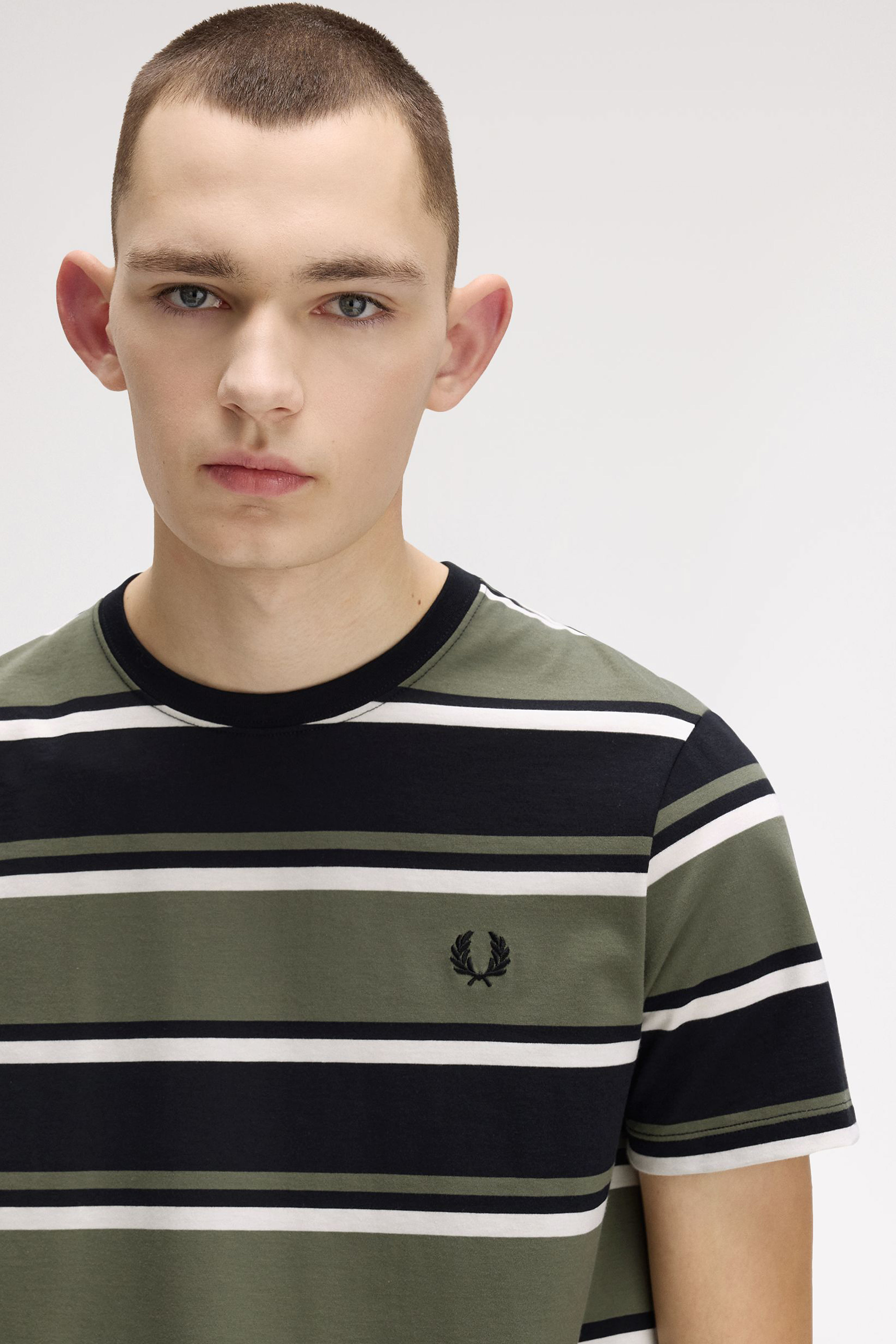 BOLD STRIPED T-SHIRT thumbnail 4