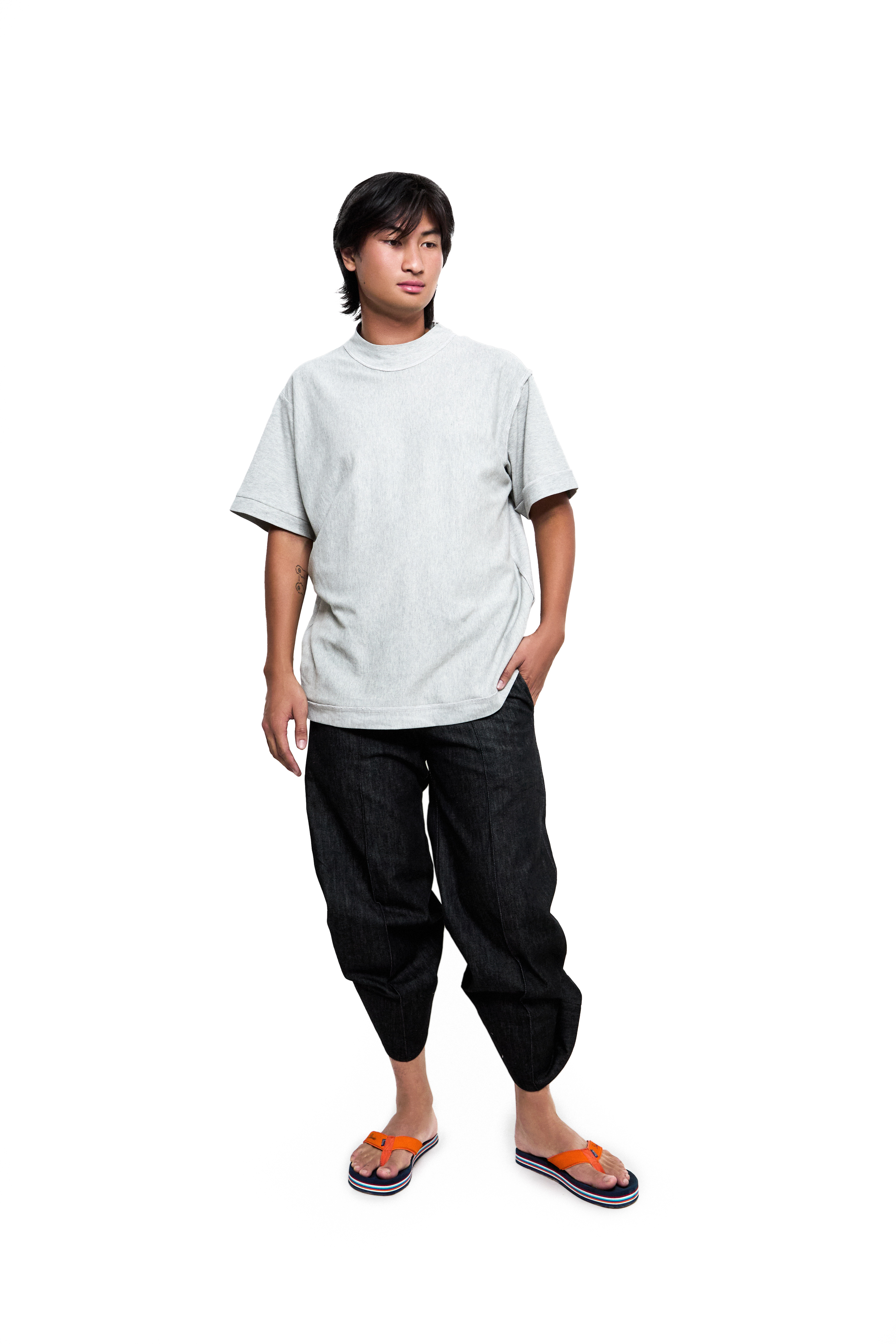 UNIVERS X CARL JAN CRUZ UNISEX SOFT KNEE JEANS