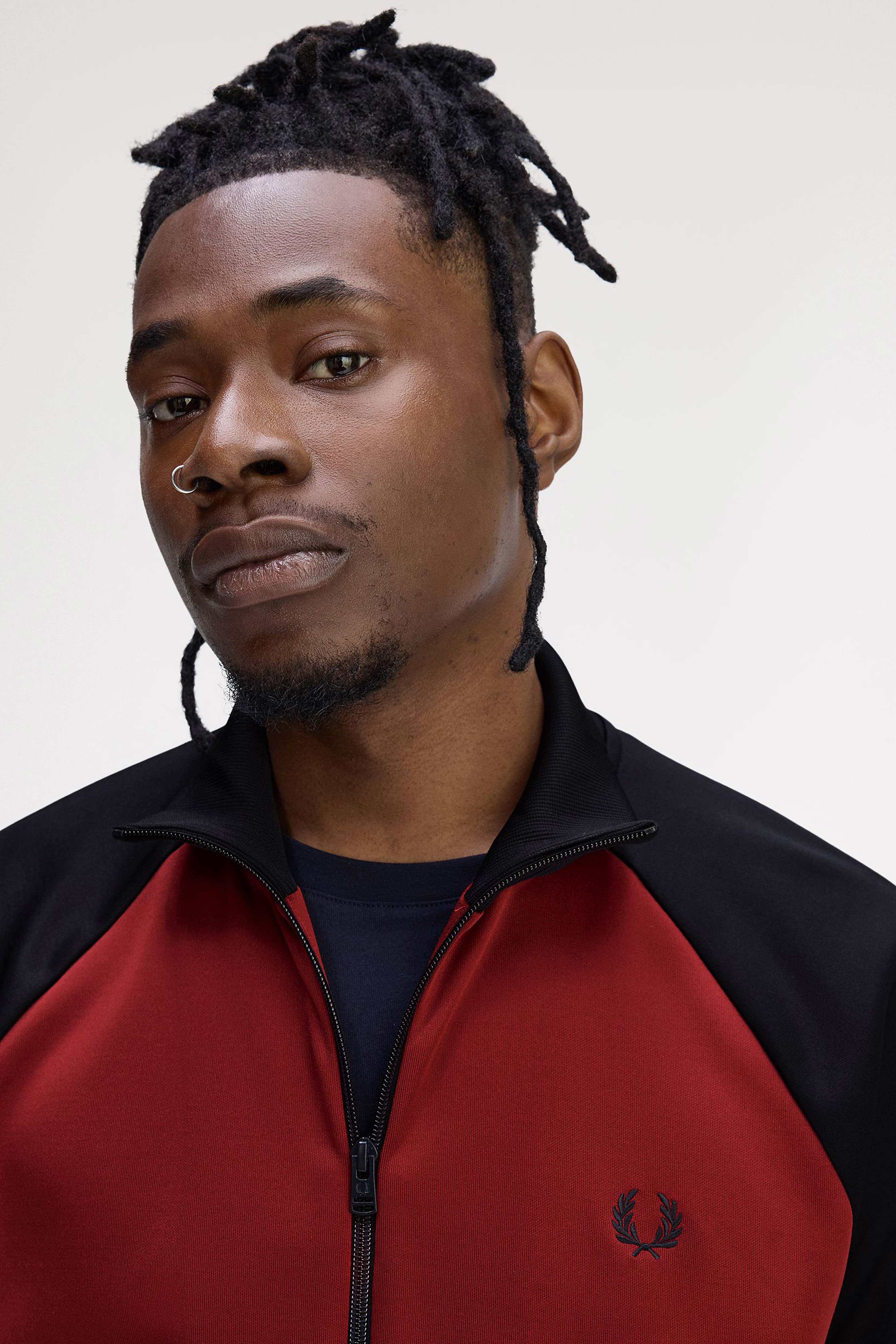 CONTRAST SLEEVE TRACK JACKET thumbnail 5